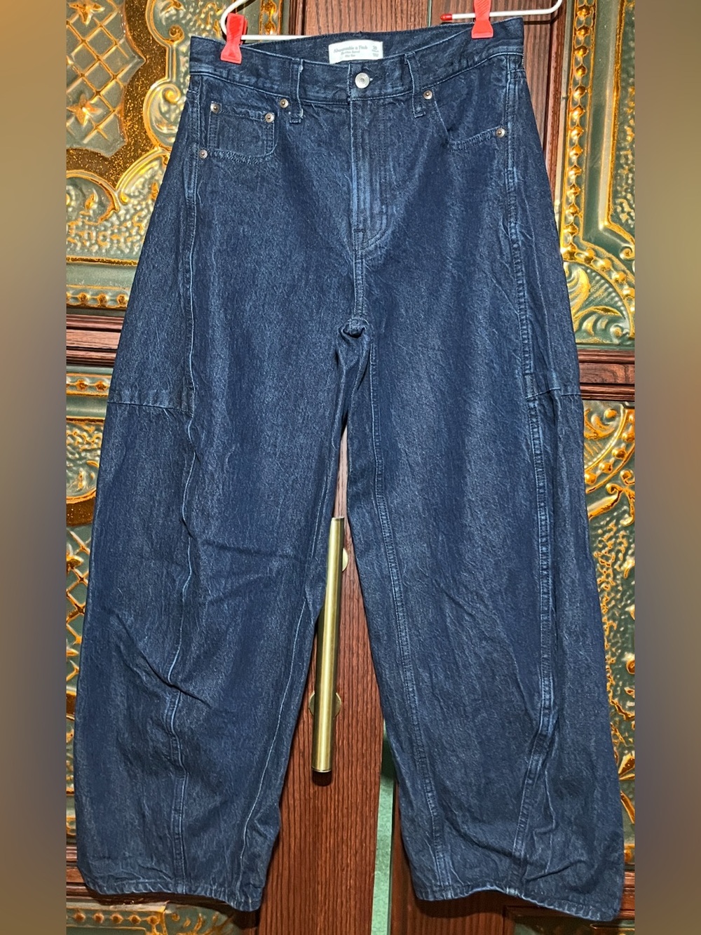Abercrombie Curve Love Ultra Barrel Mid Rise Dark Wash Jeans 28 Regular